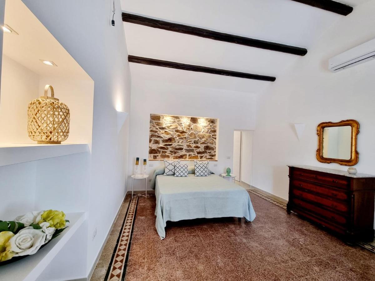 Stazzo San Teodoro La Quercia Piscina Condivisa Apartamento Exterior foto
