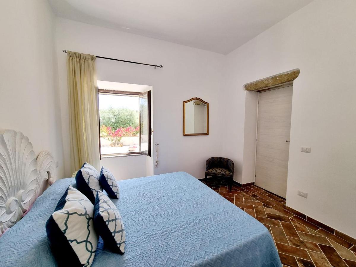 Stazzo San Teodoro La Quercia Piscina Condivisa Apartamento Exterior foto