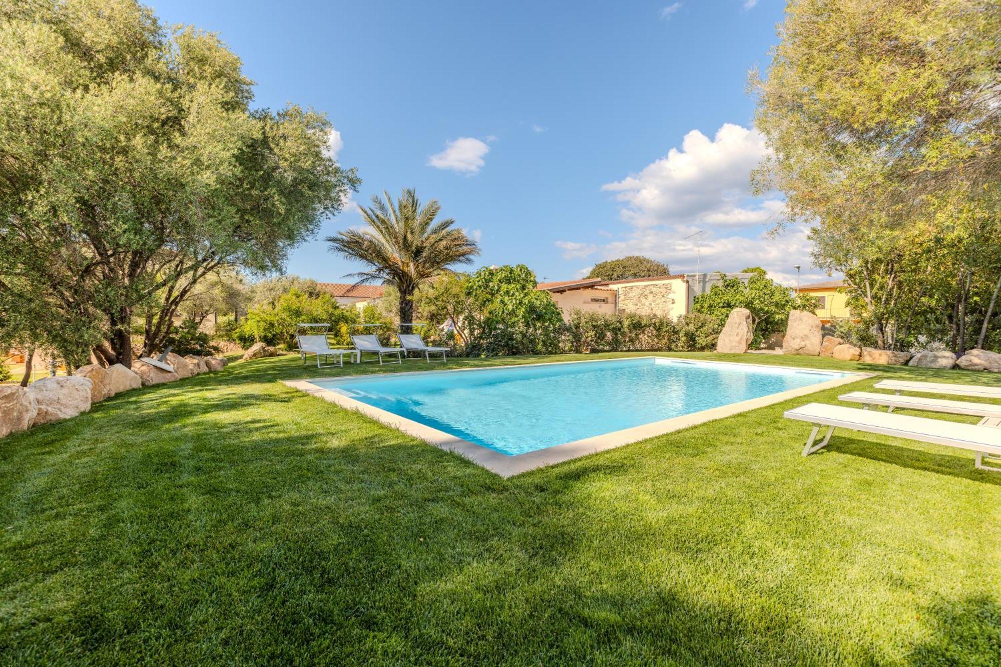 Stazzo San Teodoro La Quercia Piscina Condivisa Apartamento Exterior foto